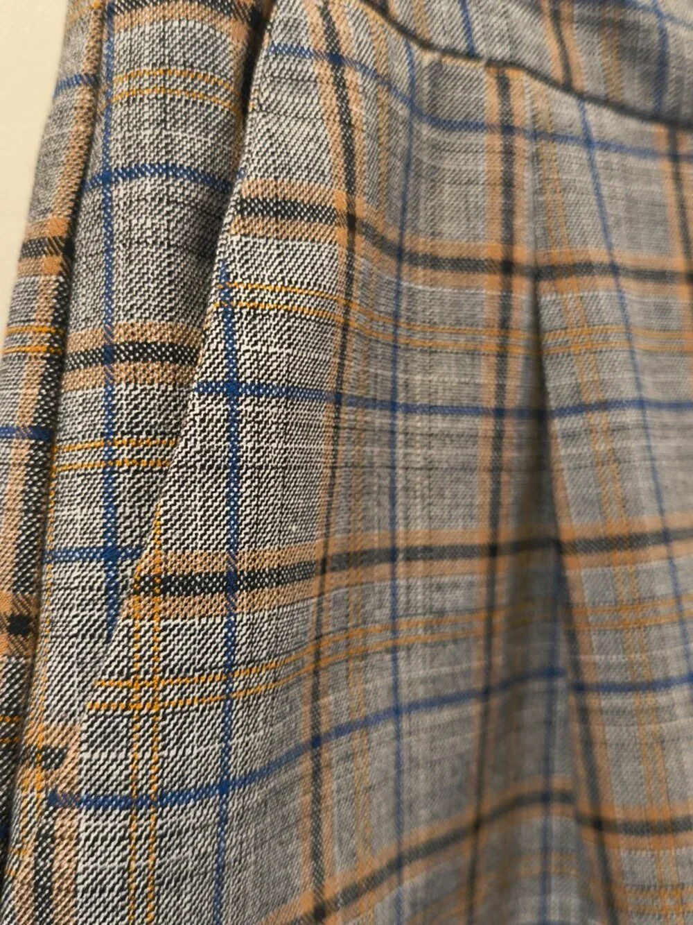 Rachel Zoe Plaid Pleated Shorts – Size 6